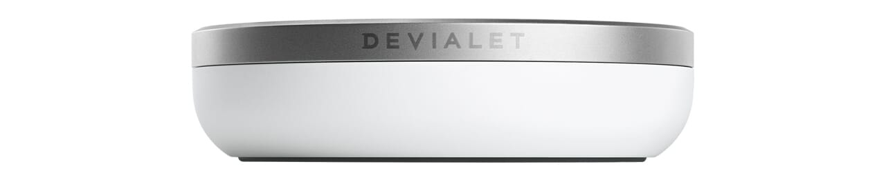Visual_Packshot_DEVIALET_REMOTE_OP_BL_FACE.jpg